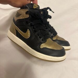 Nike Jordan 1 Mid Kids Black/Metallic Gold Size 29C